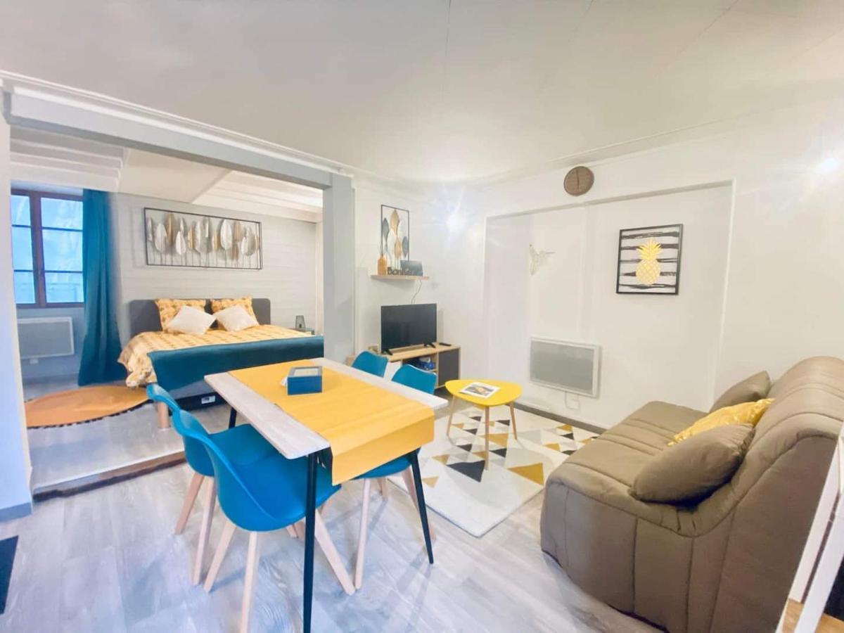 L'Escapade Apartment Laon Exterior photo